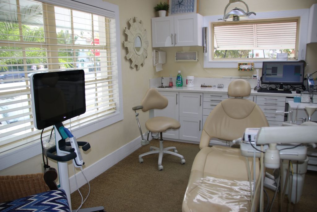 Photo of a dentist office.