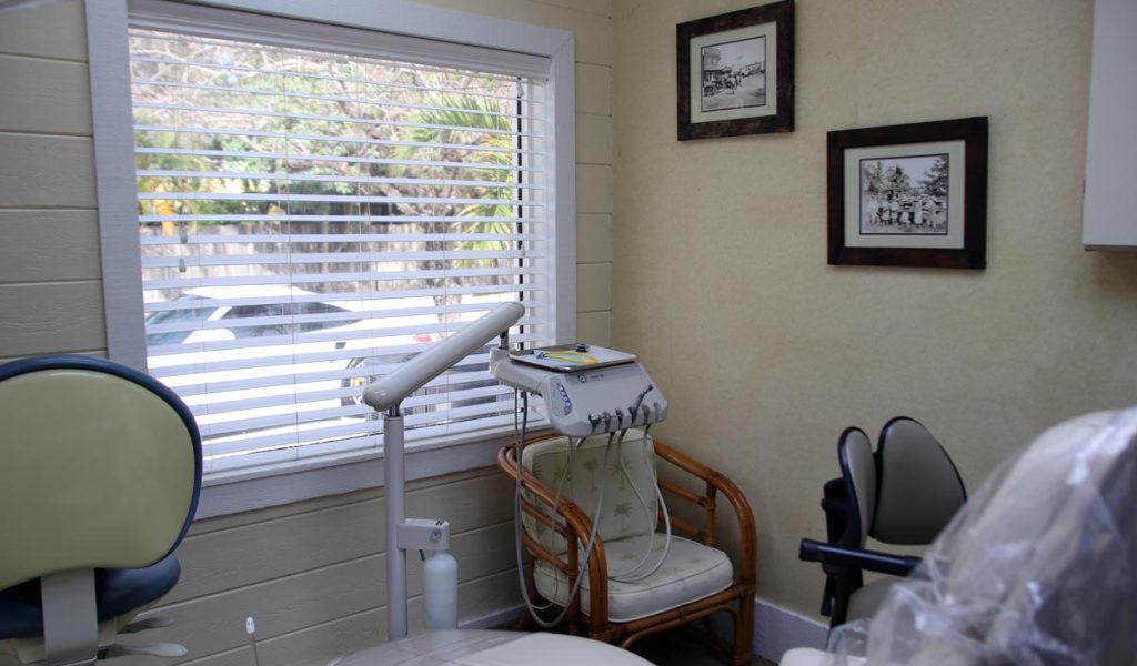 fort-lauderdale-dental-office-room