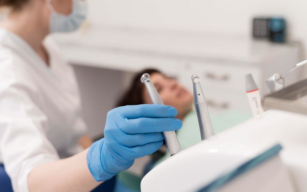Cosmetic Dentist